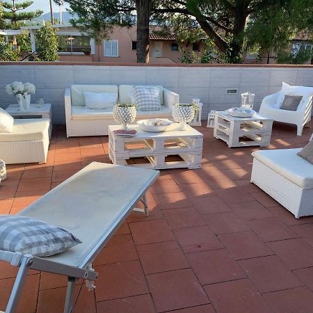 Portorosa Sfondo Bianco Βίλα Furnari Εξωτερικό φωτογραφία